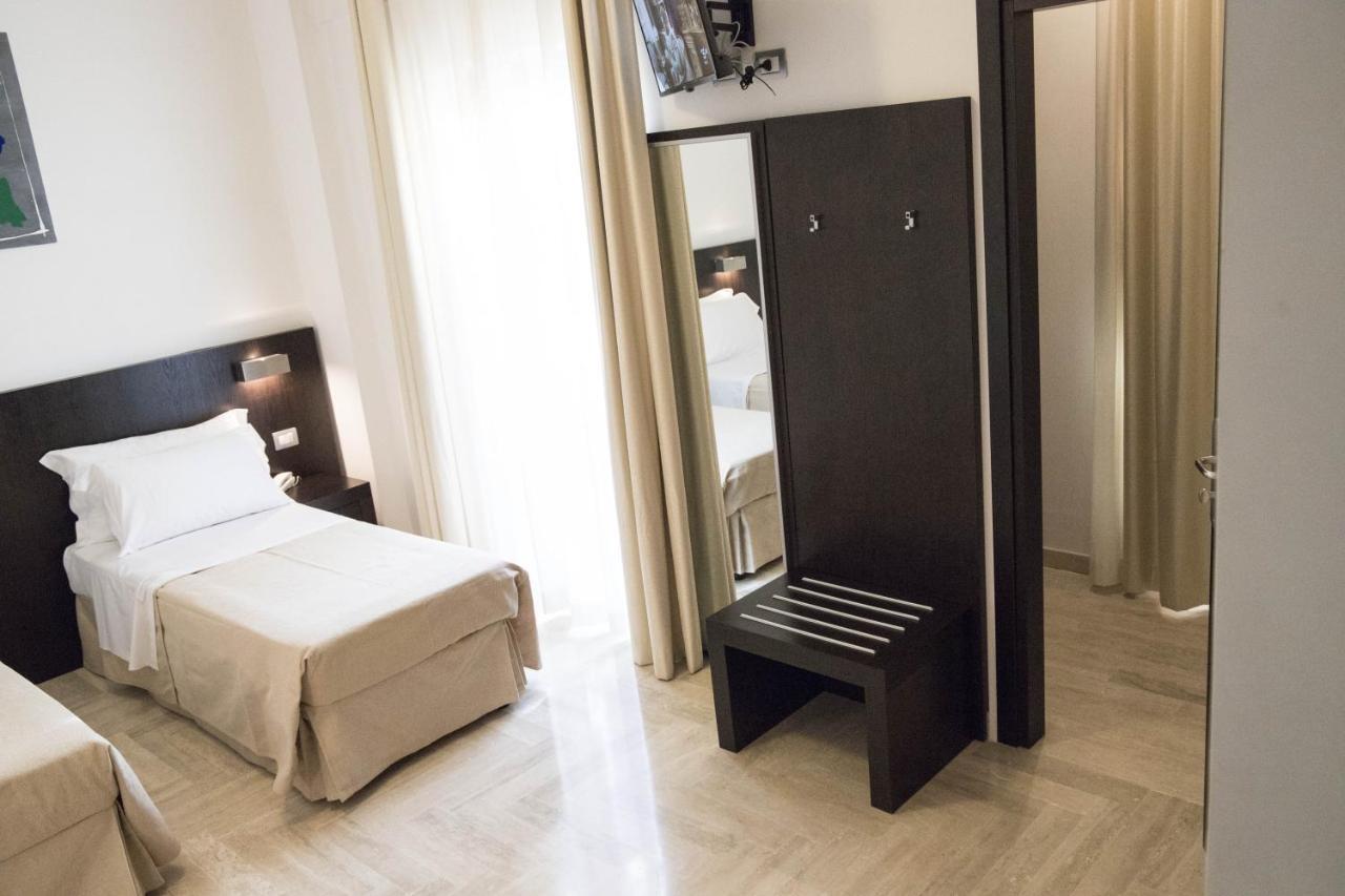 Albergo Cantiani 안코나 외부 사진